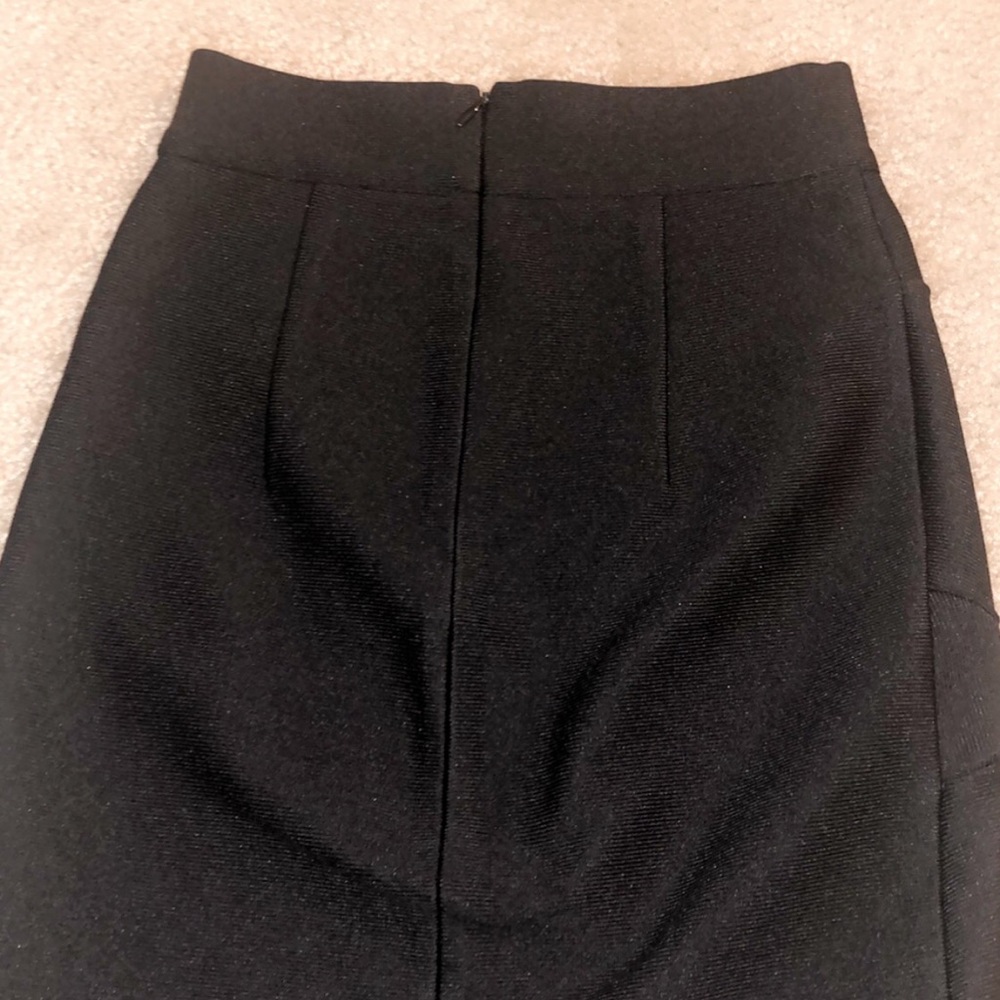 Skirts - Picture 2 of 6